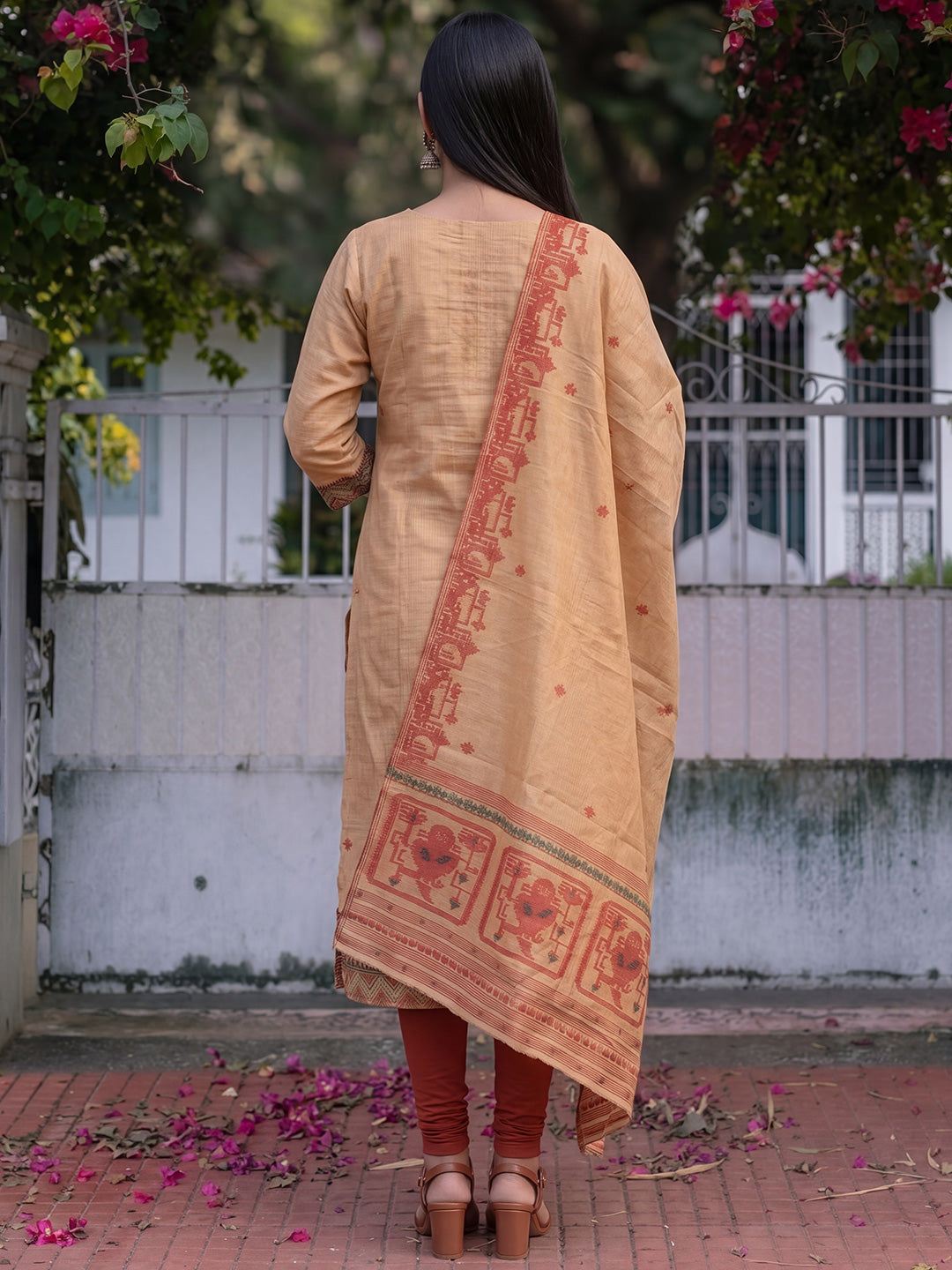 Peach Jamdani Cotton Straight Fit Festive Kurta And Dupatta