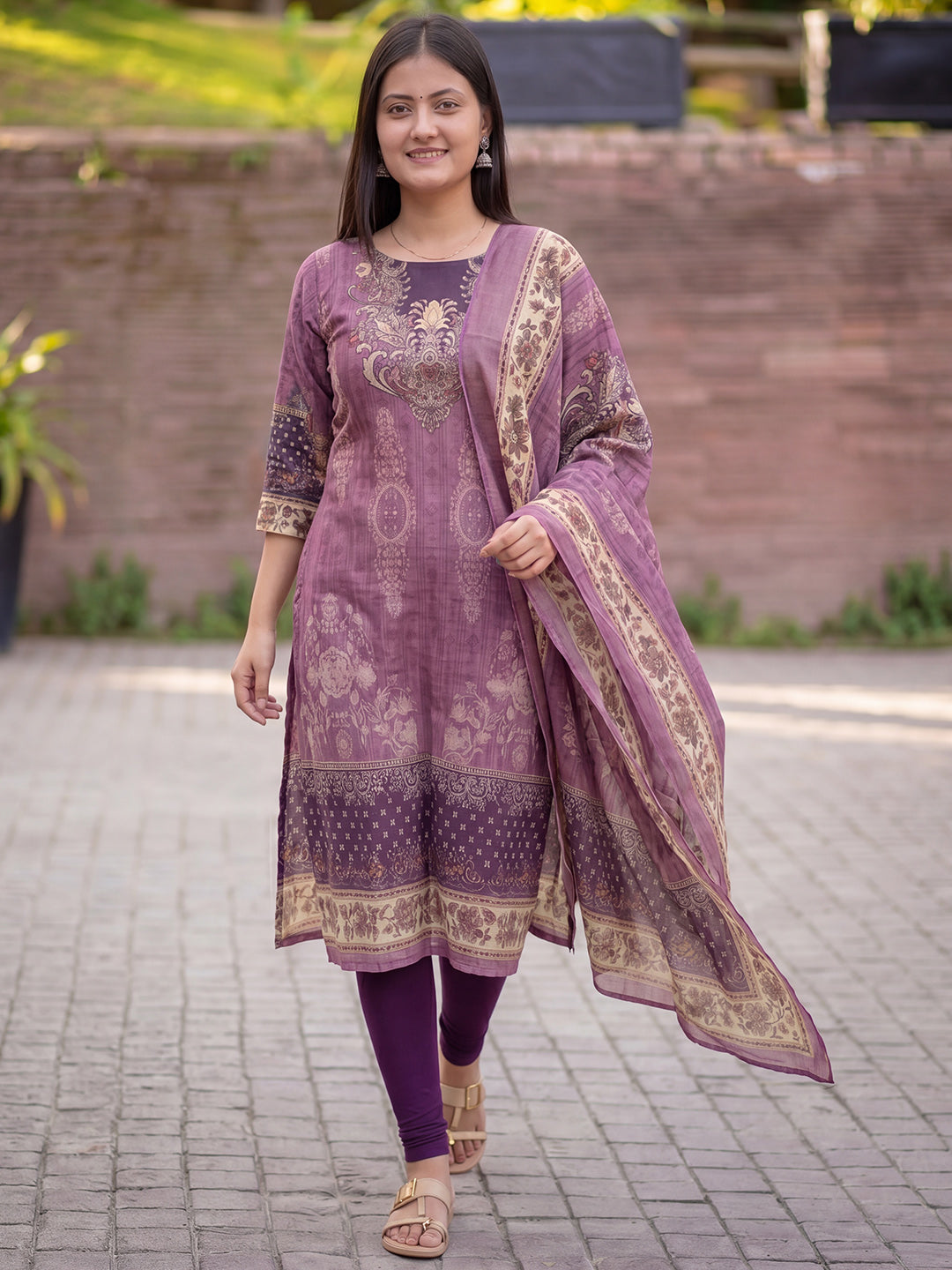 Mauve Jamdani Cotton Straight Fit Kurta And Dupatta
