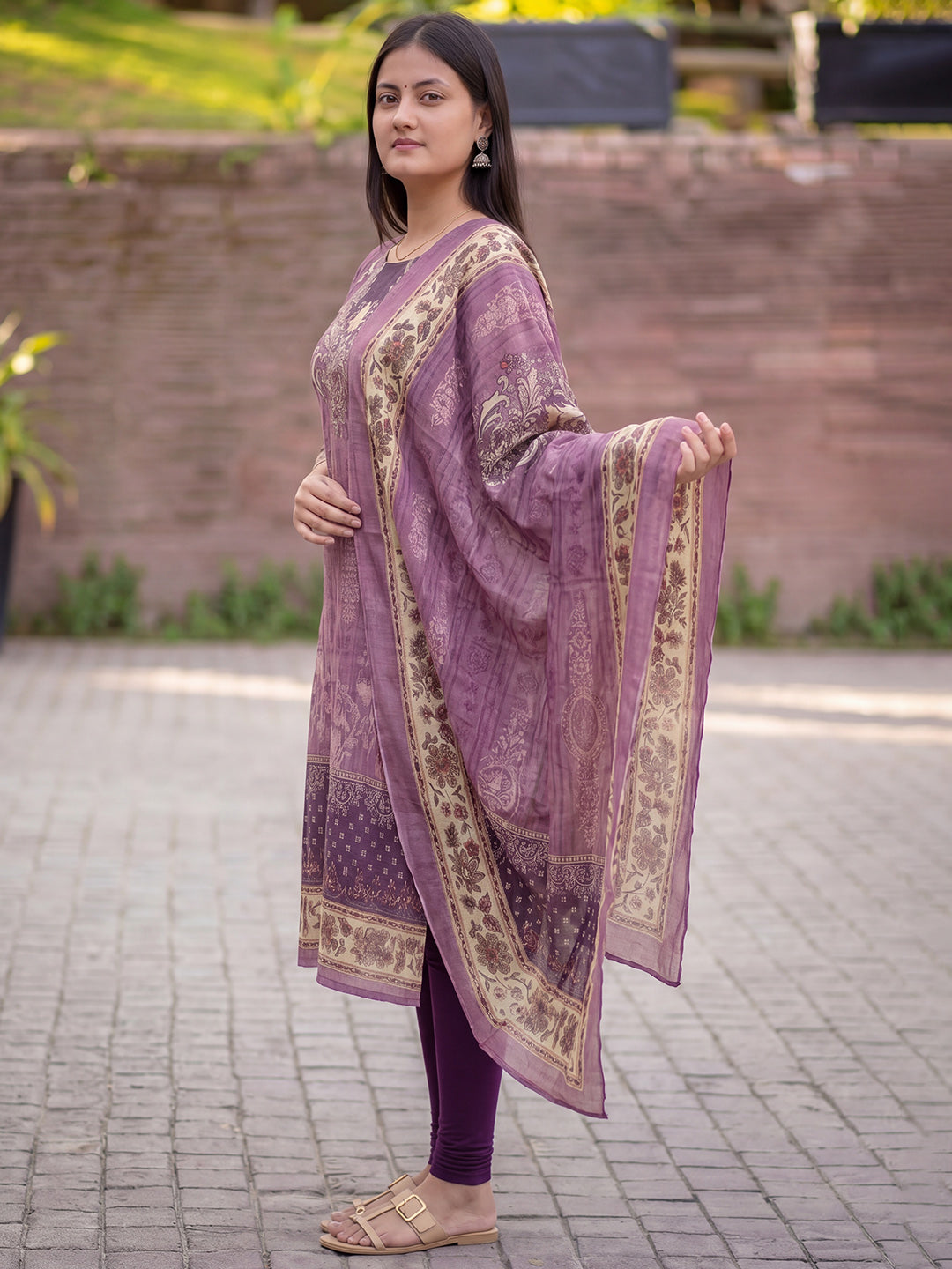 Mauve Jamdani Cotton Straight Fit Kurta And Dupatta