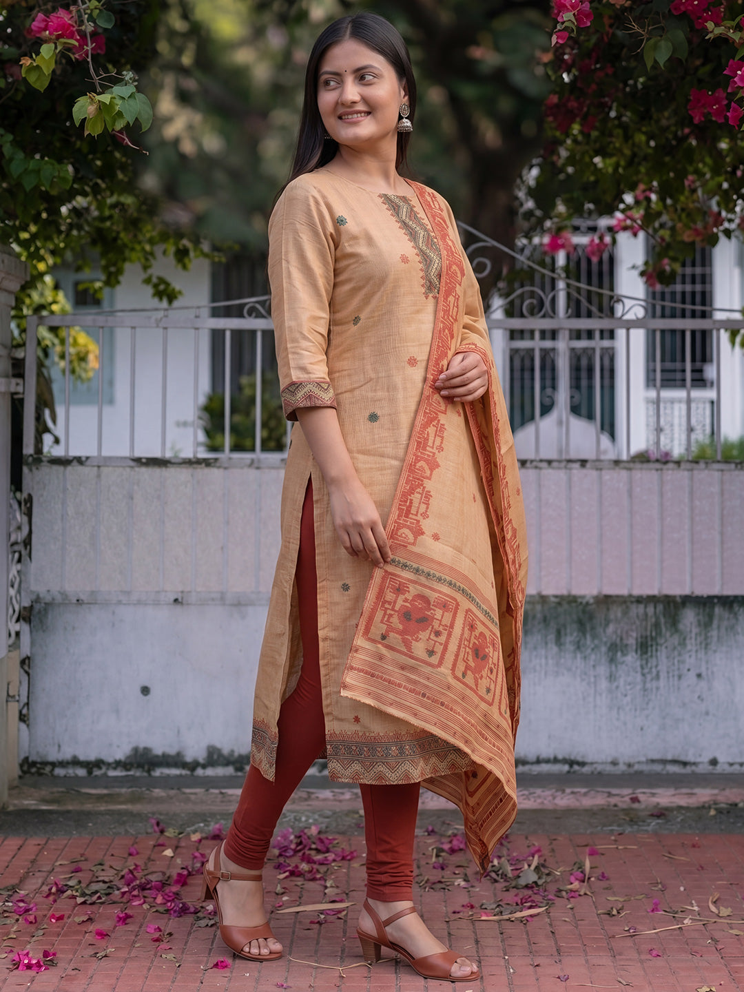 Peach Jamdani Cotton Straight Fit Festive Kurta And Dupatta