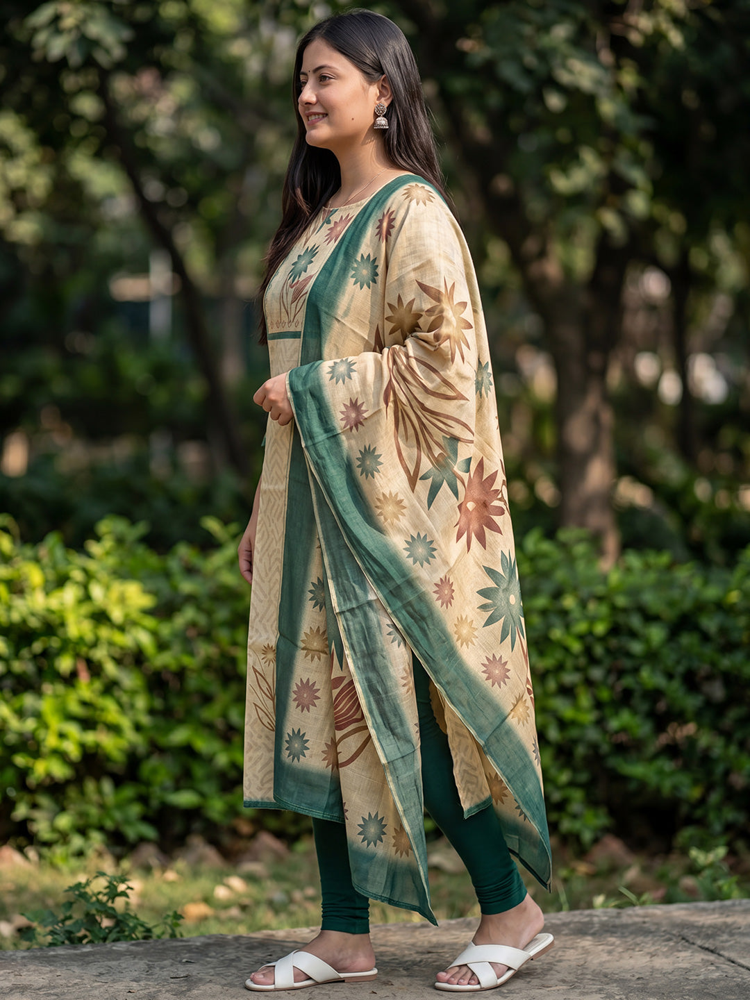 Cream Jamdani Cotton Straight Fit Festive Kurta And Dupatta