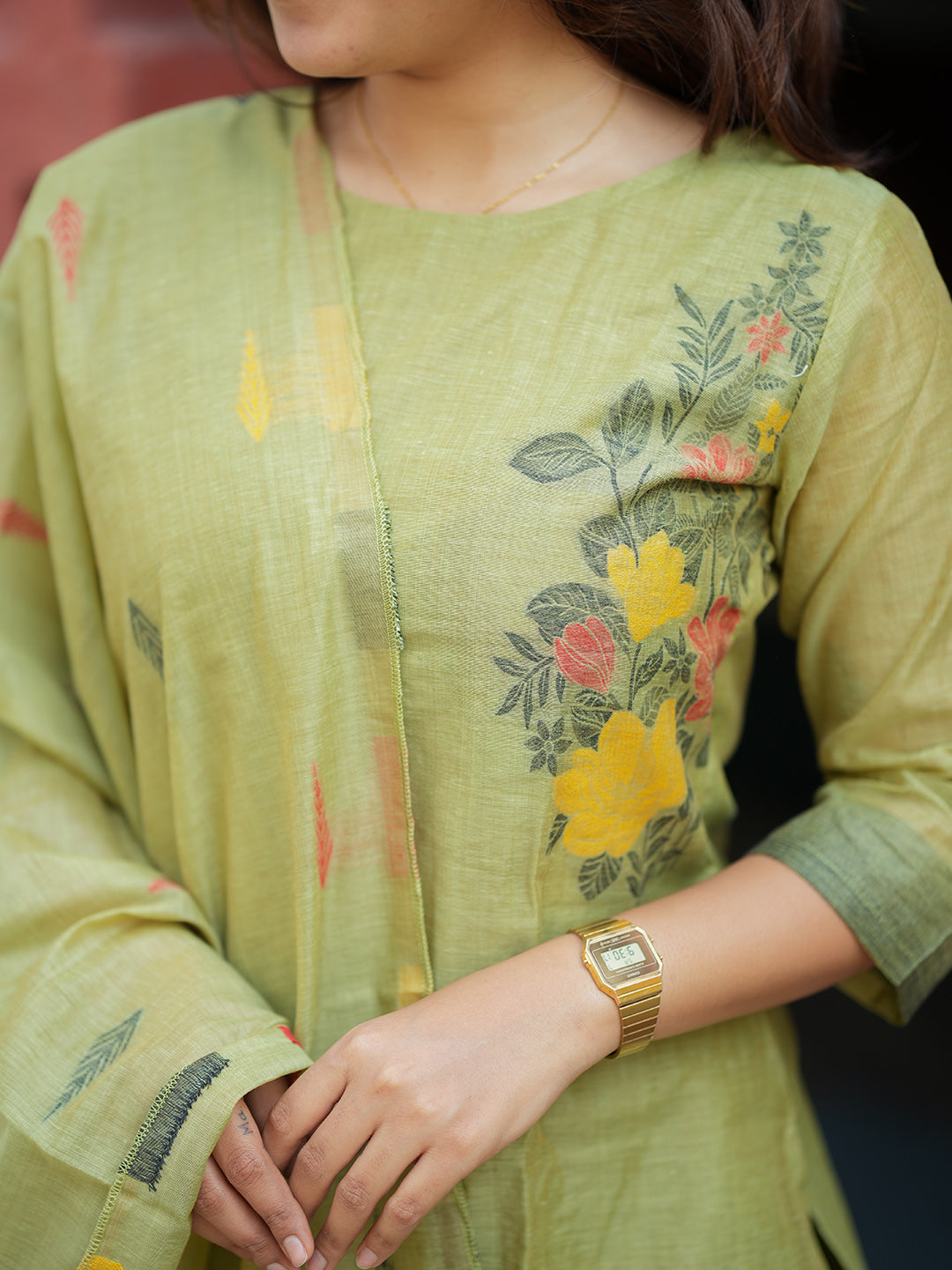 Color_ Mehndi Green