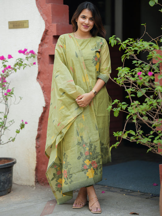 Color_ Mehndi Green