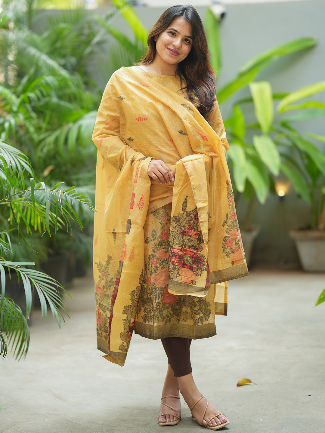 Color_ mustard yellow