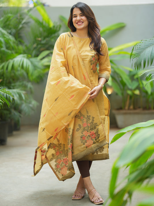 Color_ mustard yellow
